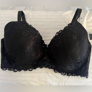 XOXO 38DD Elegant Black Lace Bra-never worn